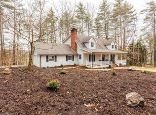 10 Forest Ridge Ln, Weaverville, NC 28787