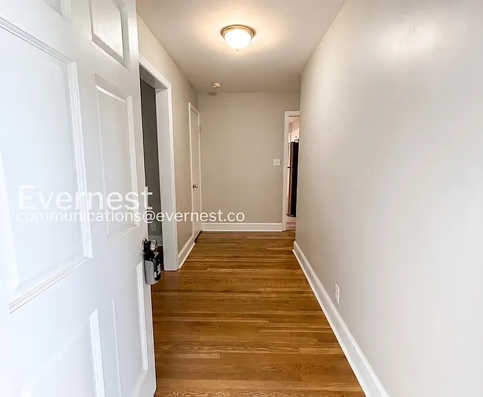 112 Tabor St — Photo 6