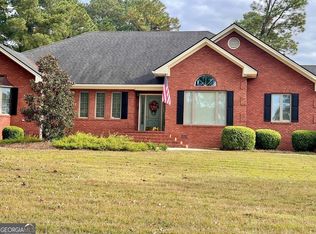 102 Oakatee Ct, Cordele, GA 31015