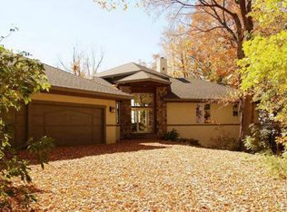 2857 Lakeshore Ave, Maple Plain, MN 55359