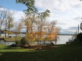 38737 N Sheridan Rd, Antioch, IL 60002