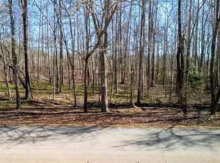 128 Broken Arrow Dr, Pelzer, SC 29669