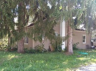 2426 Sanitarium Rd, Lakemore, OH 44250