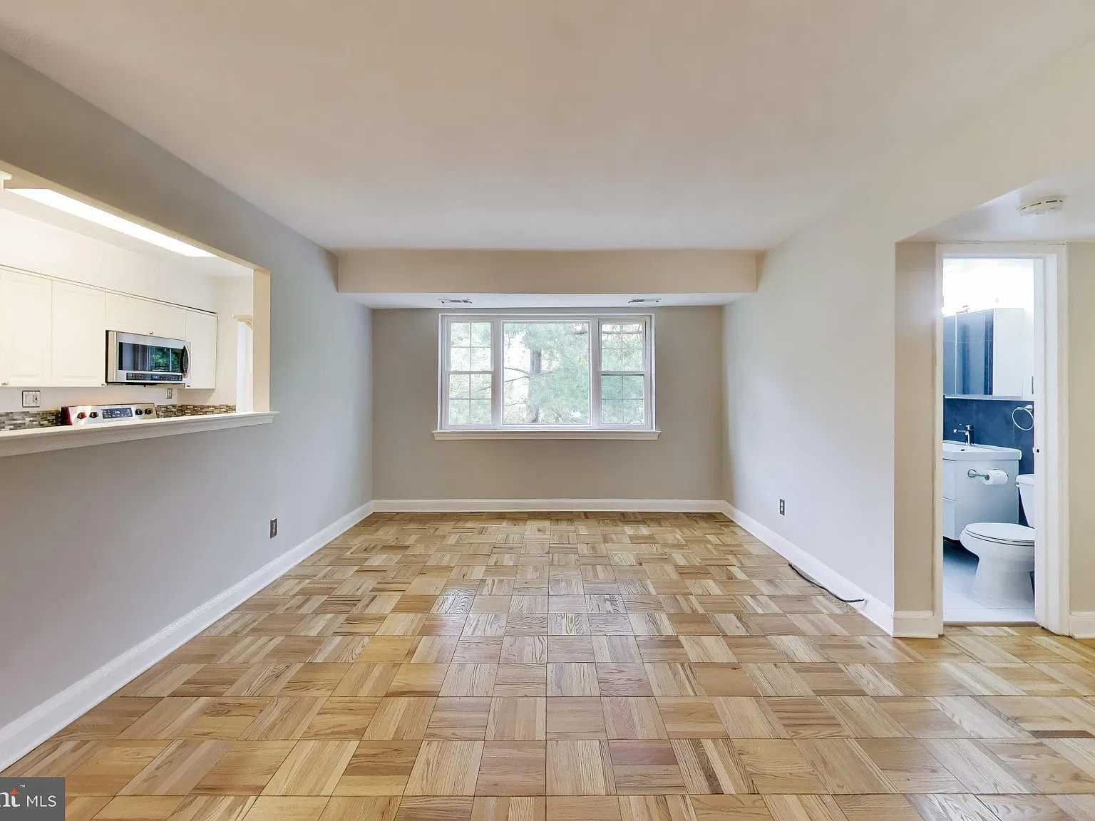 2 bed, 1.0 bath, 783 sqft, $2,100 — Photo 4