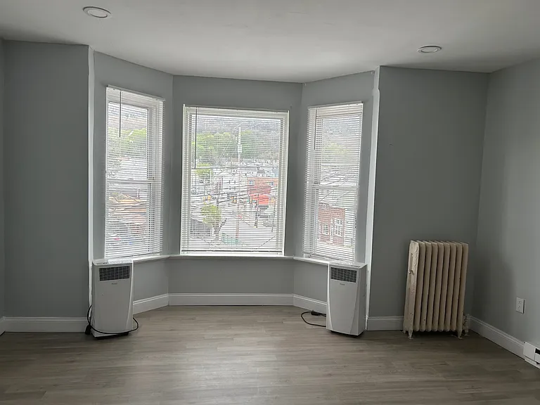 173 W Ridge St #4 — Photo 43