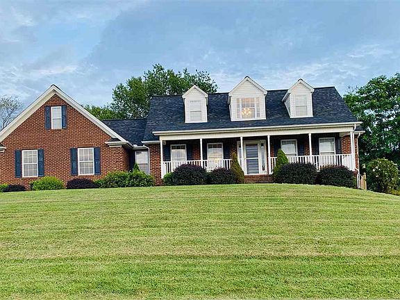3rd image of 4192 Scarlet Oak Dr