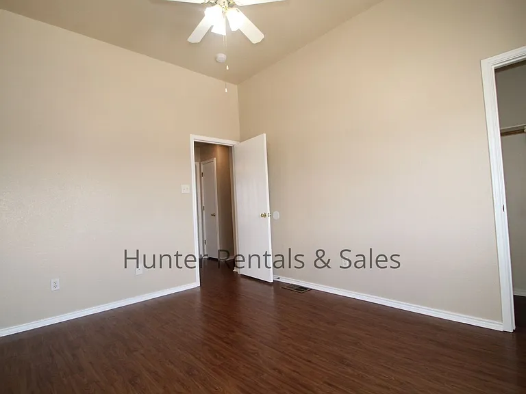 3904C Gus Dr — Photo 12
