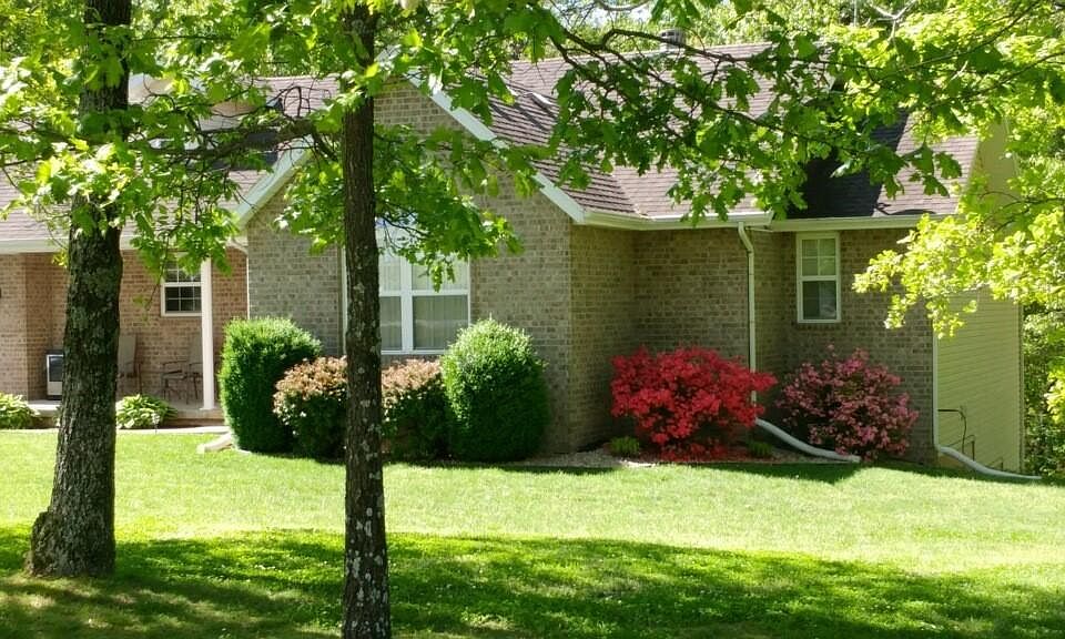 1st image of 383 Deerfield Dr