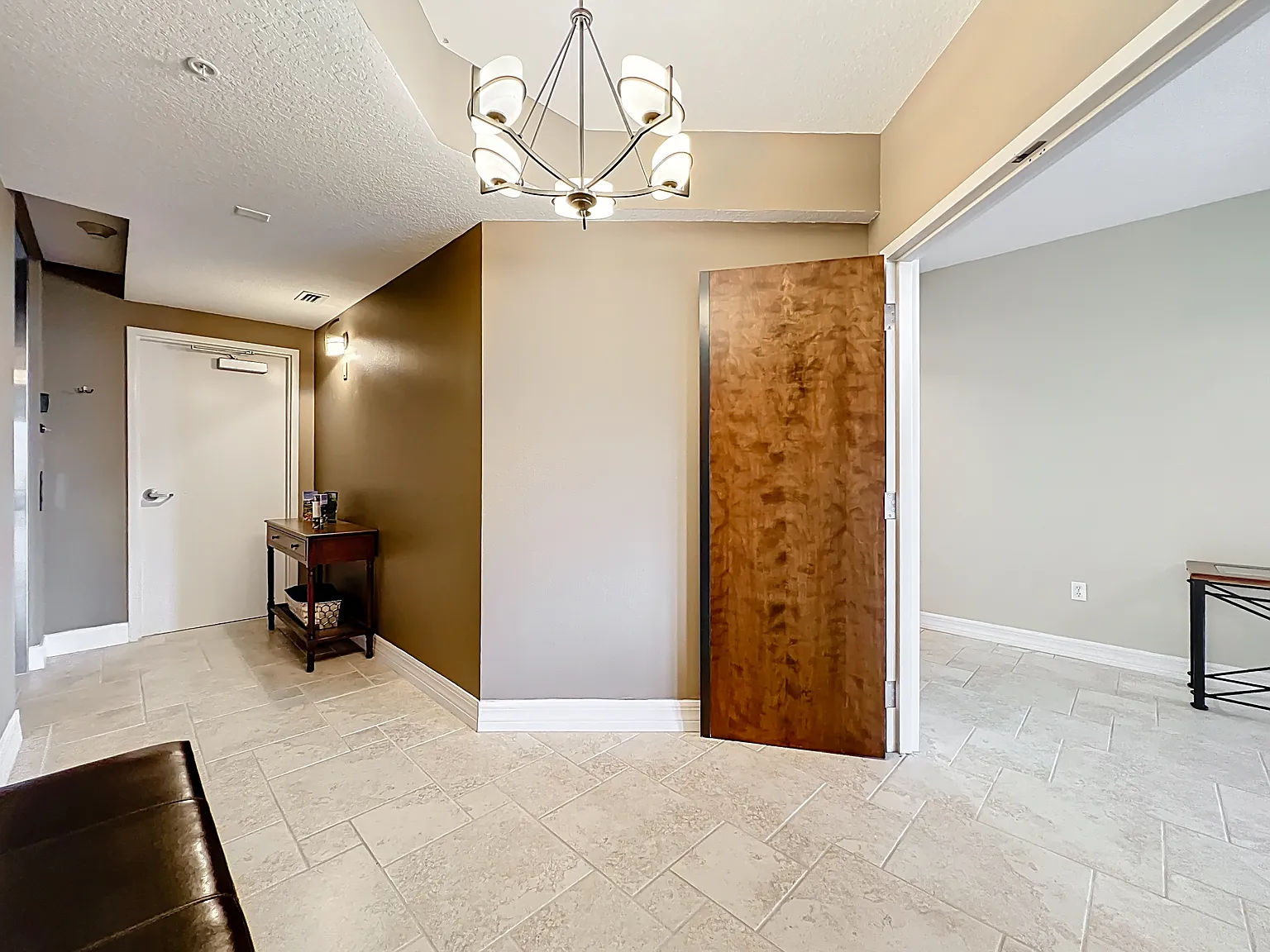 110 Warsteiner Way - 301 — Photo 3