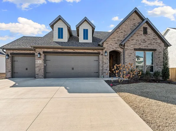 1425 Elijahs Dr, Cave Springs, AR 72718