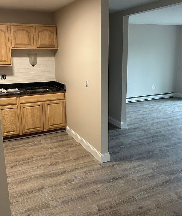 310 Thompson Road LLC 310 Thompson Rd ster MA Zillow