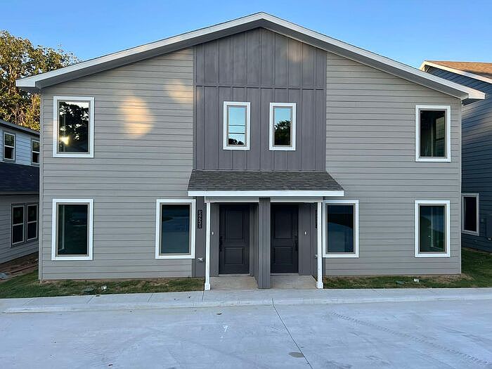 1st image of 2430-2428 S Fannin Ave