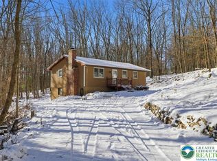 143 Anglemire Dr, Stroudsburg, PA 18360