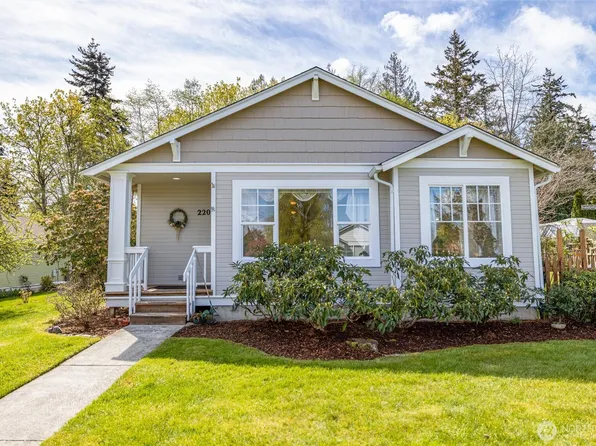 2209 26th Street, Anacortes, WA 98221