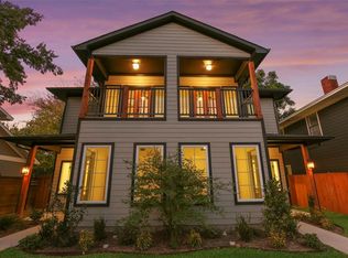 935 W 8th St, Dallas, TX 75208