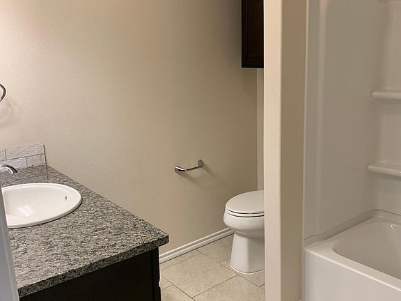2nd image of 13806 Avenue W