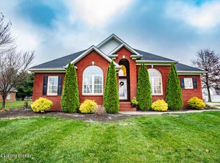 106 Four Seasons Dr, Coxs Creek, KY 40013
