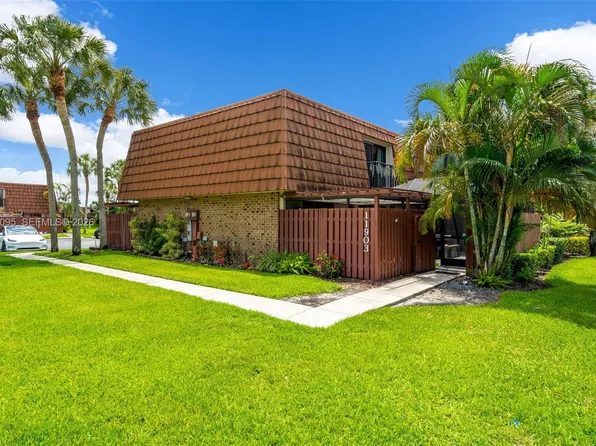 11903 SW 11th Ct, Fort Lauderdale, FL 33325
