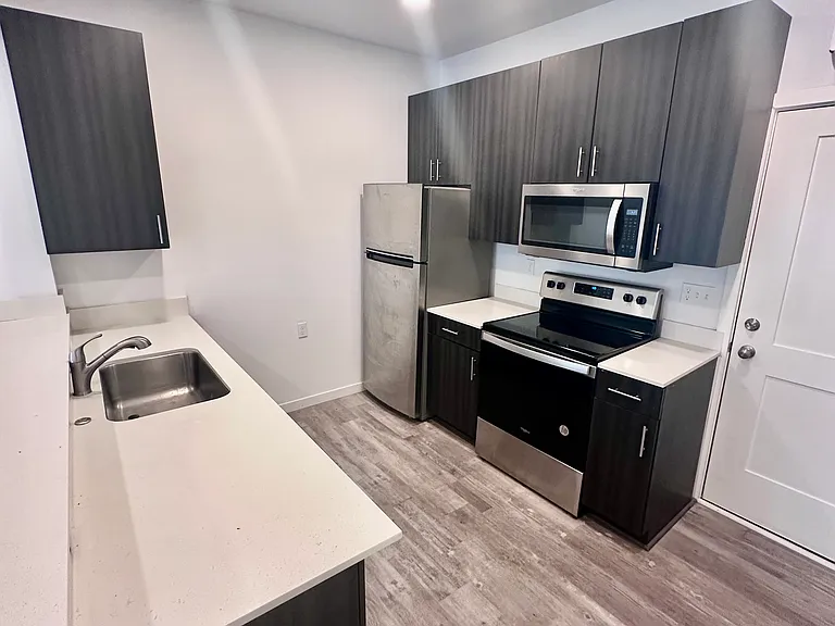 1724 N Union Rd #C102 — Photo 3