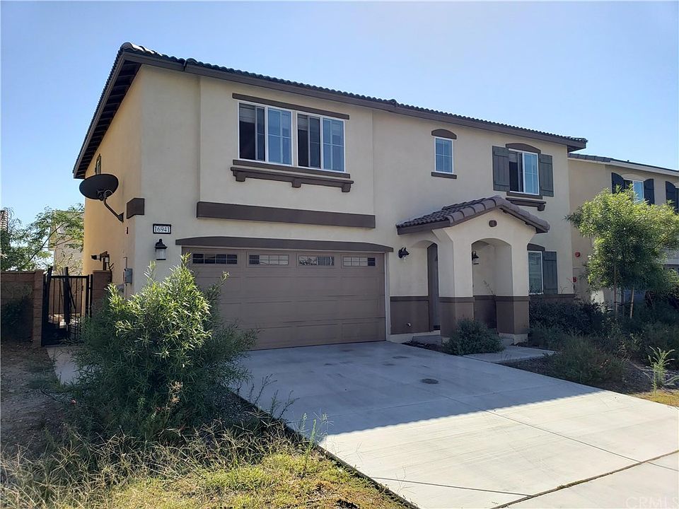 1st image of 16941 Beachwood Ln