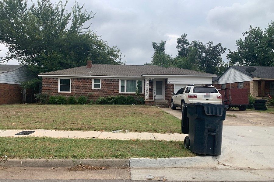 1st image of 620 SW 49th St