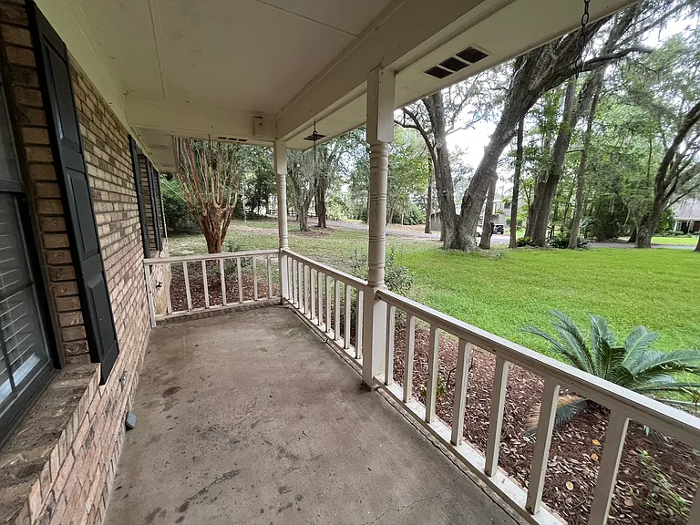 lake view front porch