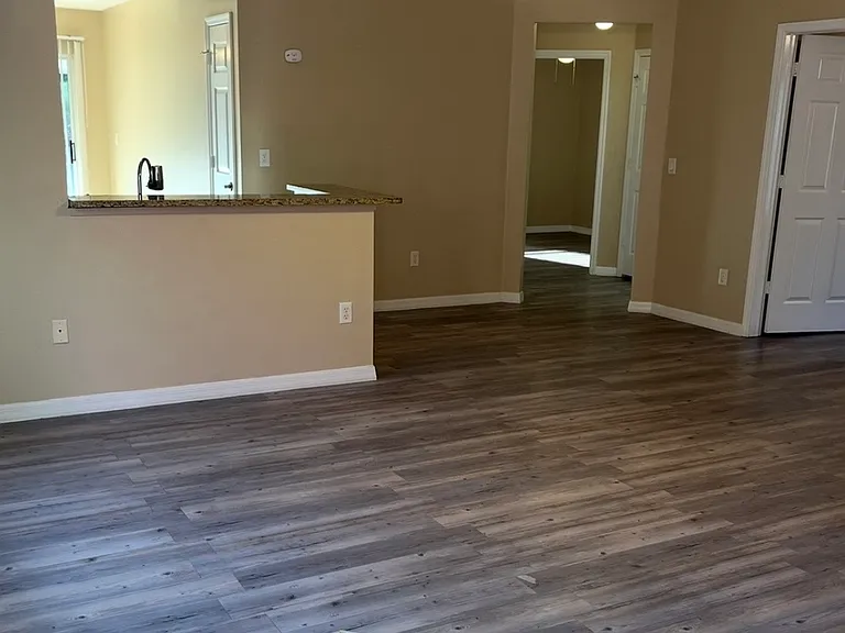 5720 Tanagerlake Rd — Photo 6