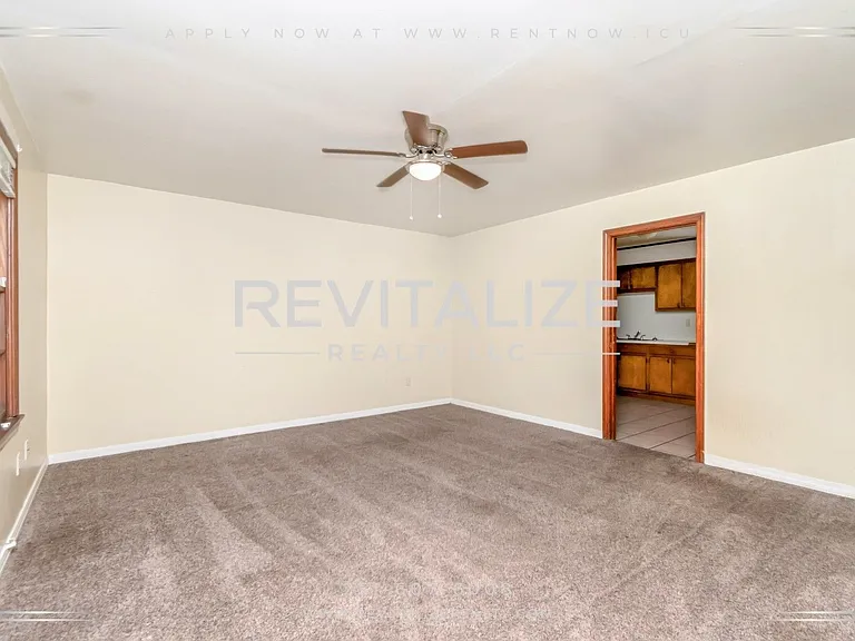 1815 Ogburn Avenue (Duplex) — Photo 7