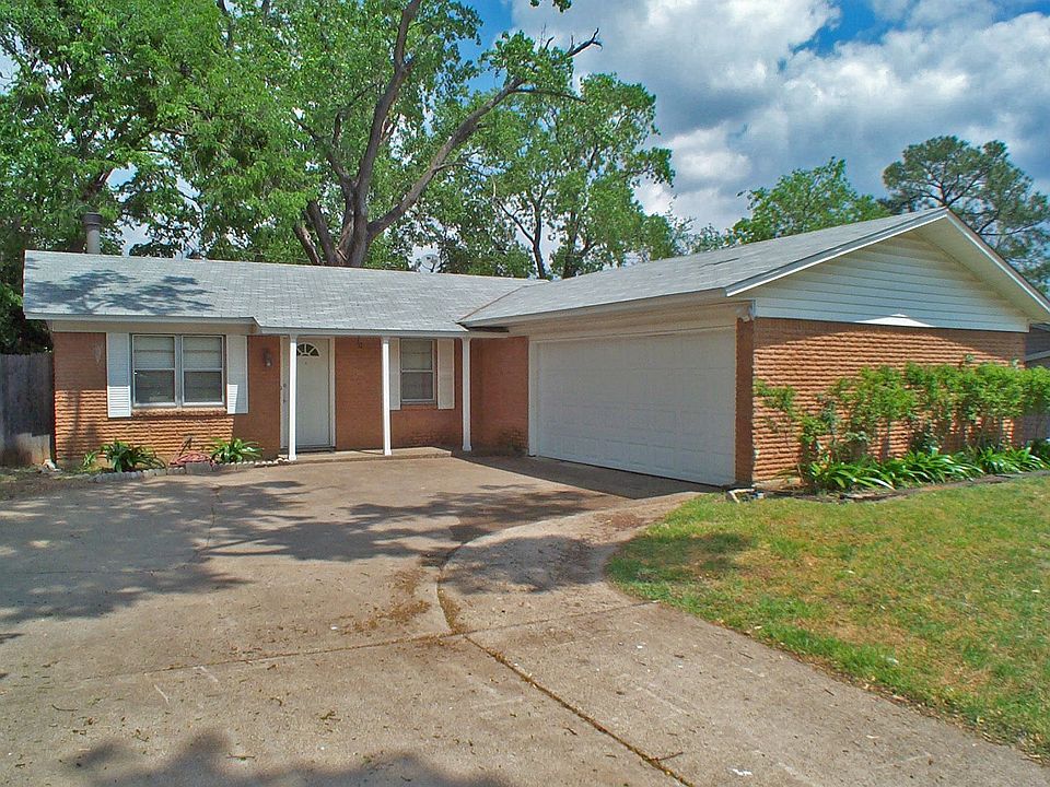 1st image of 509 Town North Dr
