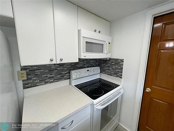 3rd image of 4313 NW 47th Ct