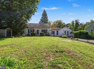 2010 Perkiomenville Rd, Green Lane, PA 18054