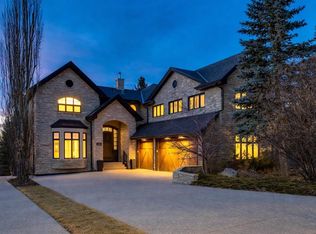 2767 E 77th St SW, Calgary, AB T3H0G2