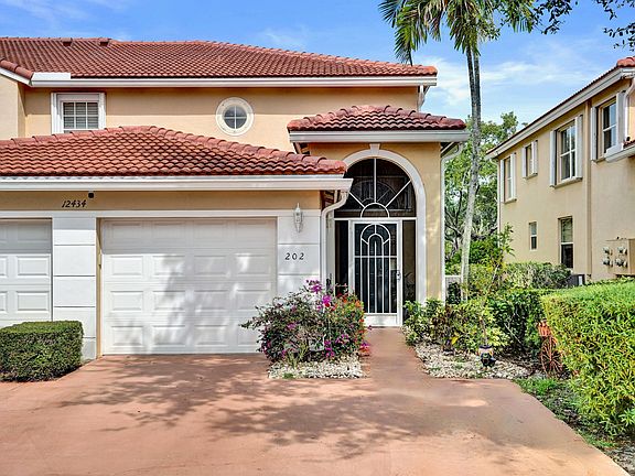 5th image of 12434 Crystal Pointe Drive #202