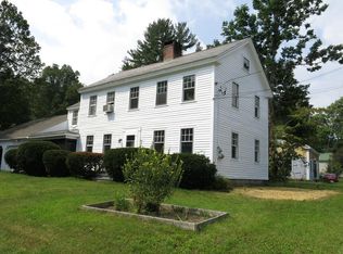 15 Williams St, Williamsburg, MA 01096