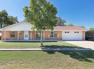 122 Willow Way, Kerrville, TX 78028