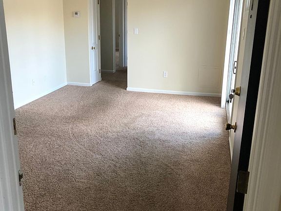 2nd image of 120 Macey Blvd APT 6