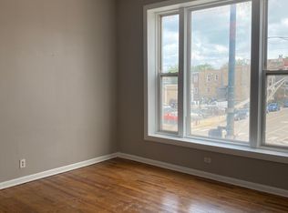 624 N Ashland Ave APT 2F, Chicago, IL 60622