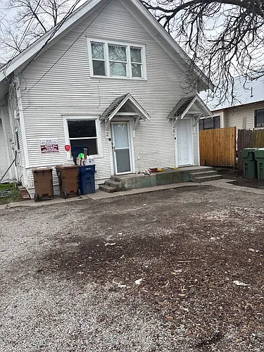 2937 E Queen Ave #2 Photo 1