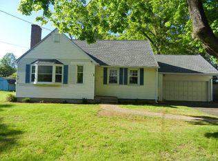 22 Francis Dr, Newington, CT 06111