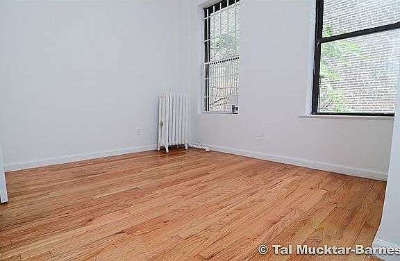 5th image of 154 8th Ave #44R