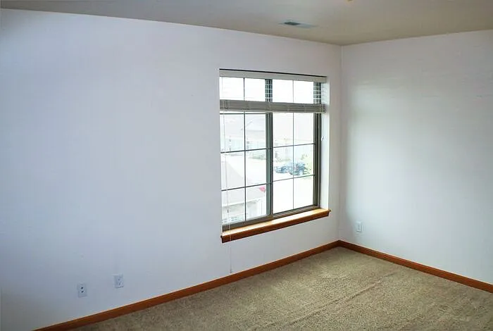 510 Pond View Dr #301 — Photo 19