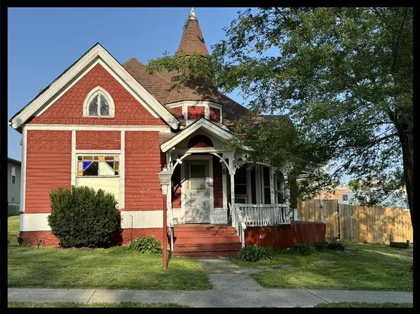 207 N Linn St, Bevier, MO 63532