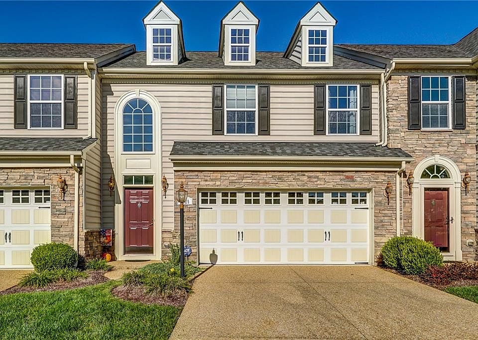 1st image of 3125 Abruzzo Pl