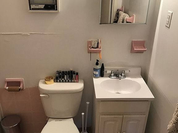 4th image of 203 Chrystie St #5BI