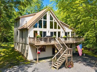 2507 Oak Ct, Lake Ariel, PA 18436