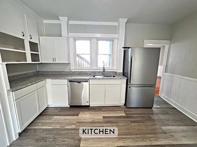 32 Pool St #101 — Photo 5
