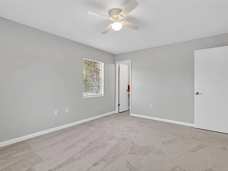 3907 NW 21st St — Photo 19