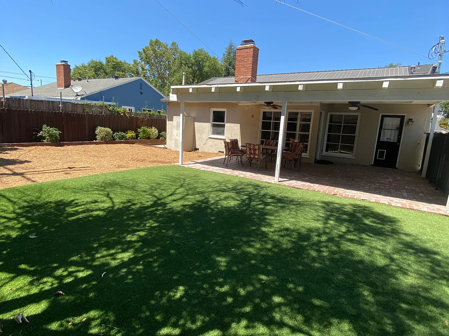 20840 Kittridge St — Photo 3