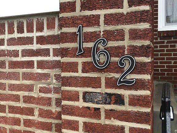 5th image of 162 W Grange Ave