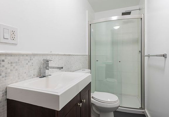 4th image of 68 Thompson St APT 3B